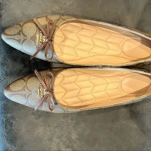 Coach shoes used once